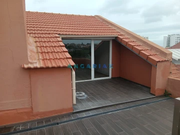 Apartamento T2 para Venda em Penha de França