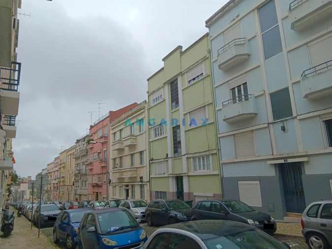 Apartamento T2 para Venda em Penha de França Foto 16