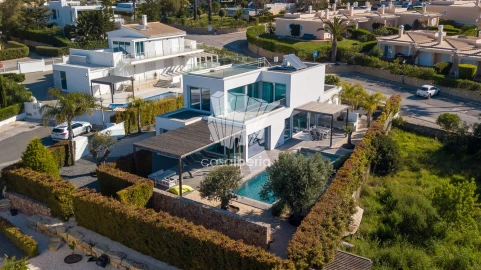 Moradia T3 para Venda em Lagoa e Carvoeiro