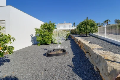 Moradia T3 para Venda em Lagoa e Carvoeiro