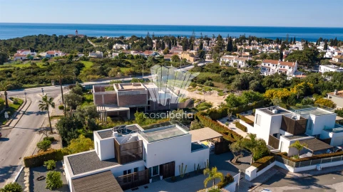 Moradia T3 para Venda em Lagoa e Carvoeiro