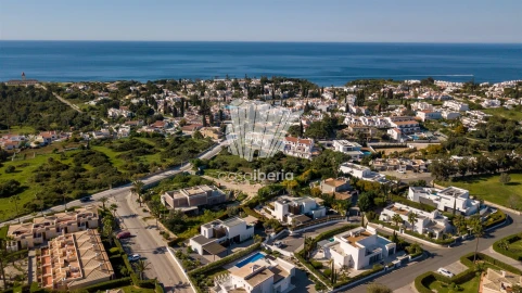 Moradia T3 para Venda em Lagoa e Carvoeiro