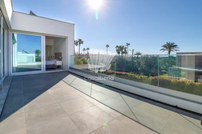 Moradia T3 para Venda em Lagoa e Carvoeiro