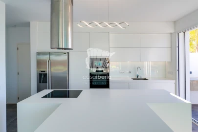 Moradia T3 para Venda em Lagoa e Carvoeiro