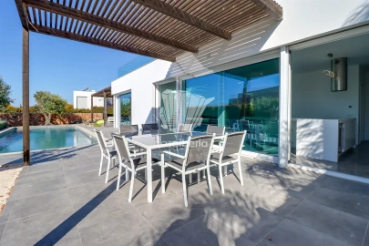 Moradia T3 para Venda em Lagoa e Carvoeiro