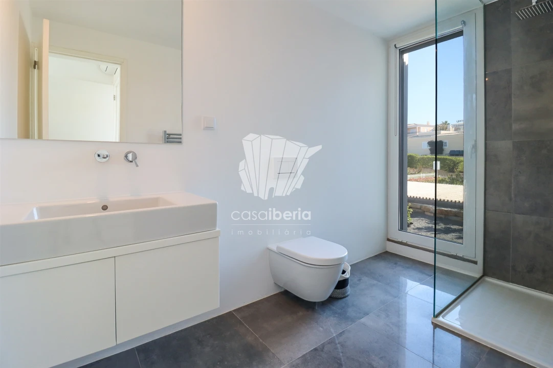 Moradia T3 para Venda em Lagoa e Carvoeiro Foto 26