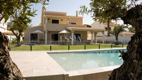 Moradia T5 para Venda em Guia