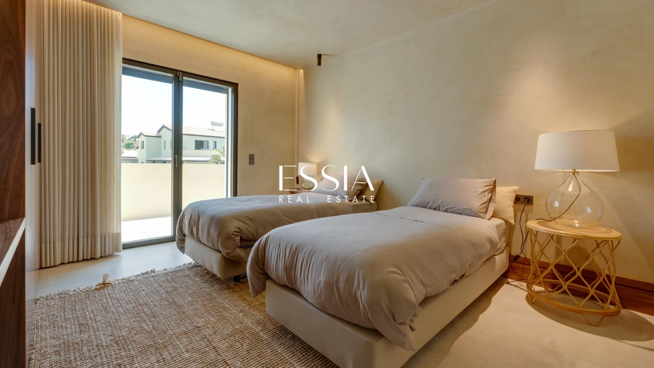 Moradia T5 para Venda em Guia Foto 35