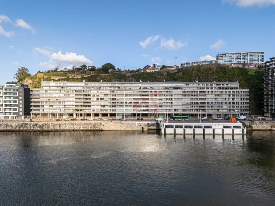 Apartamento T3 para Venda em Lordelo do Ouro e Massarelos Foto 33