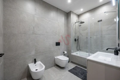 Apartamento T1 para Venda em Aver-O-Mar, Amorim e Terroso