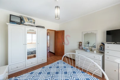 Apartamento T1 para Venda em Aver-O-Mar, Amorim e Terroso