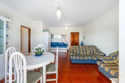 Apartamento T1 para Venda em Aver-O-Mar, Amorim e Terroso