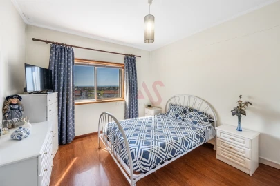 Apartamento T1 para Venda em Aver-O-Mar, Amorim e Terroso