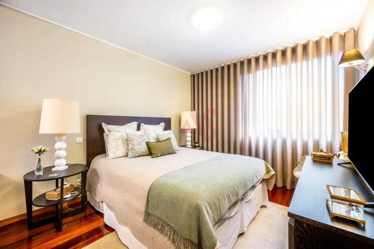Apartamento T4 para Venda em Matosinhos e Leça da Palmeira Foto 23