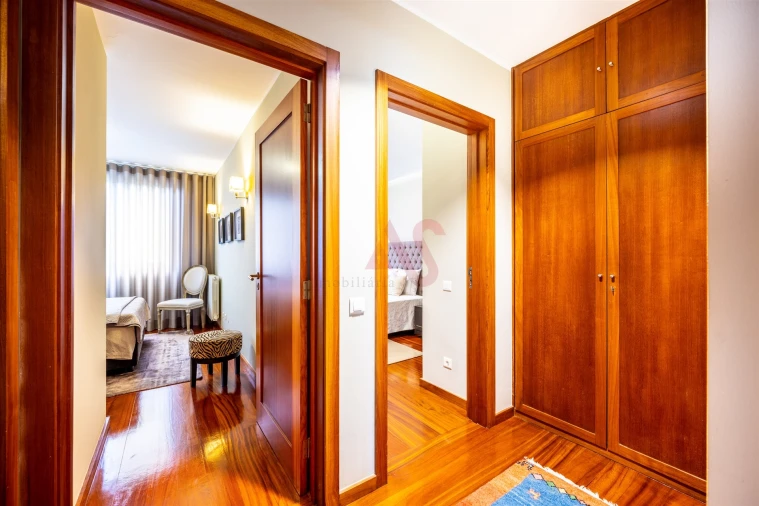Apartamento T4 para Venda em Matosinhos e Leça da Palmeira Foto 13