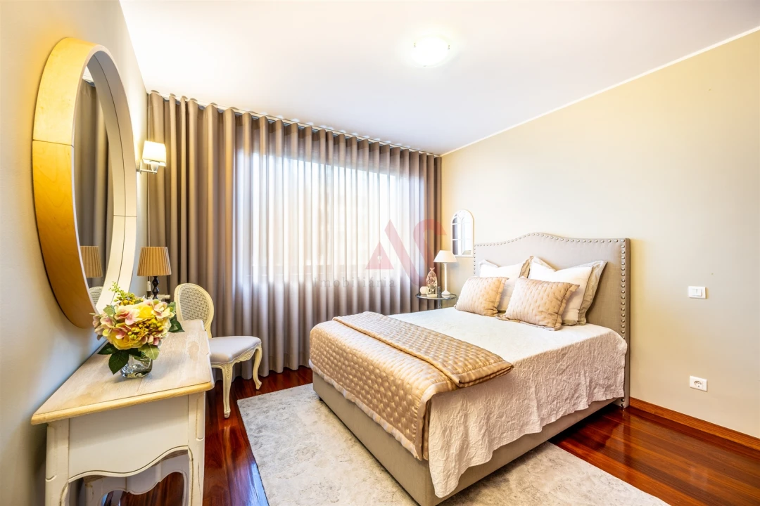 Apartamento T4 para Venda em Matosinhos e Leça da Palmeira Foto 17