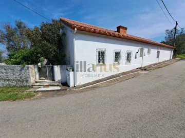 Moradia T3 para Venda em Serra e Junceira