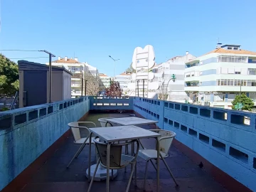 Apartamento T3 para Venda em Massamá e Monte Abraão