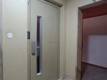 Apartamento T3 para Venda em Massamá e Monte Abraão