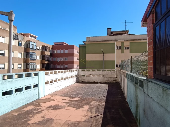 Apartamento T3 para Venda em Massamá e Monte Abraão Foto 5