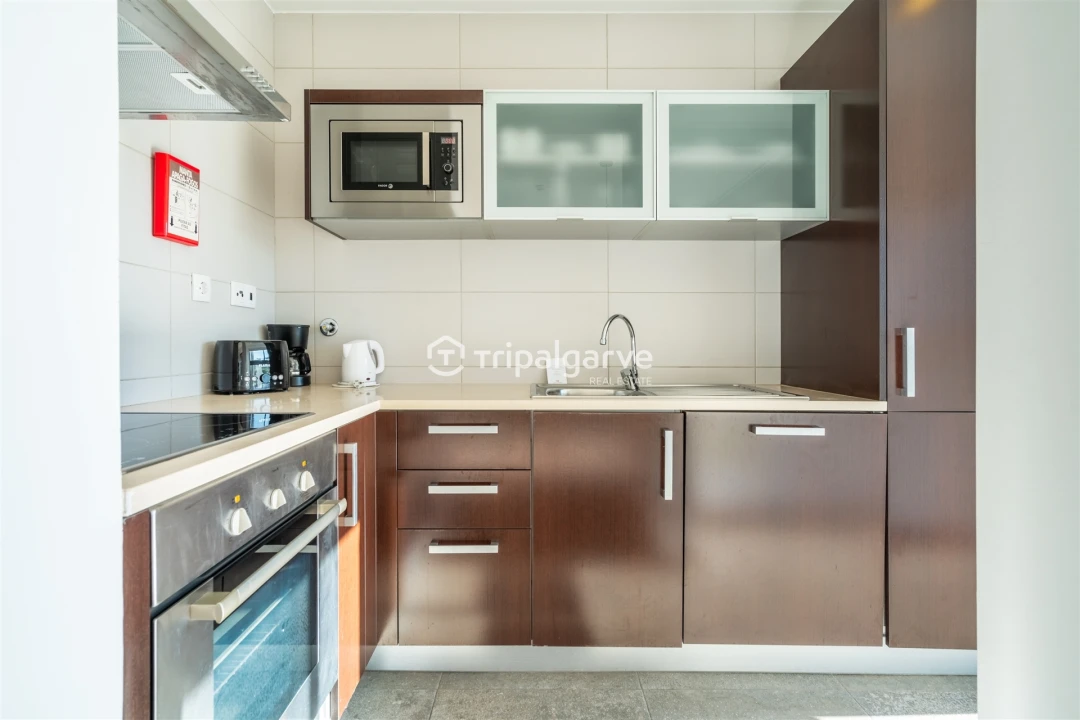 Apartamento T1 para Venda em Mexilhoeira Grande Foto 13