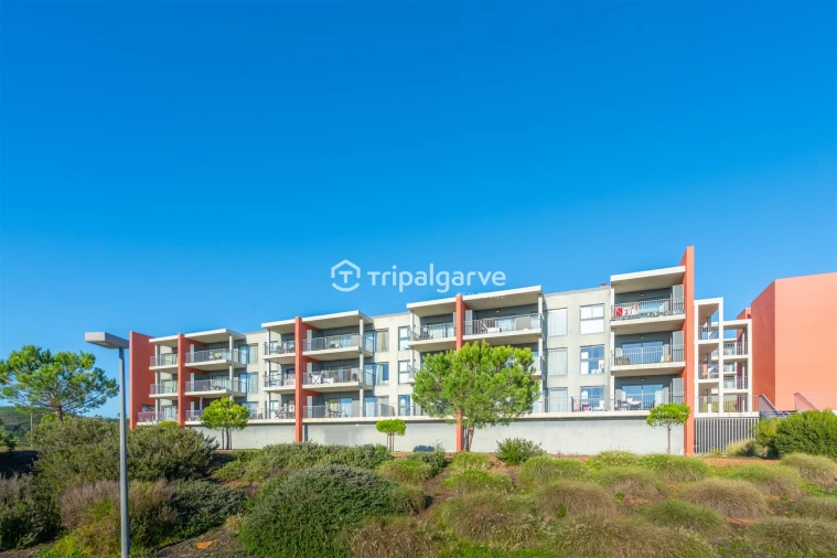 Apartamento T1 para Venda em Mexilhoeira Grande Foto 42