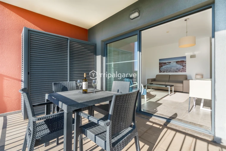 Apartamento T1 para Venda em Mexilhoeira Grande Foto 9