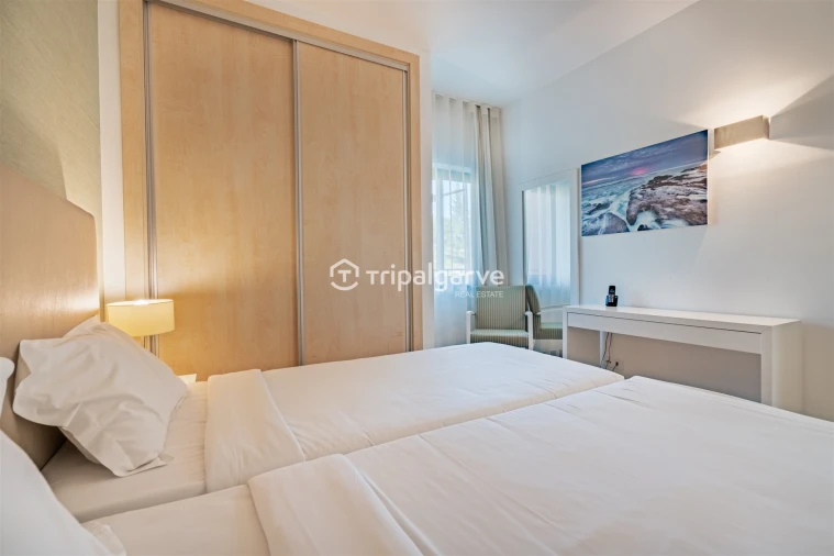 Apartamento T1 para Venda em Mexilhoeira Grande Foto 27