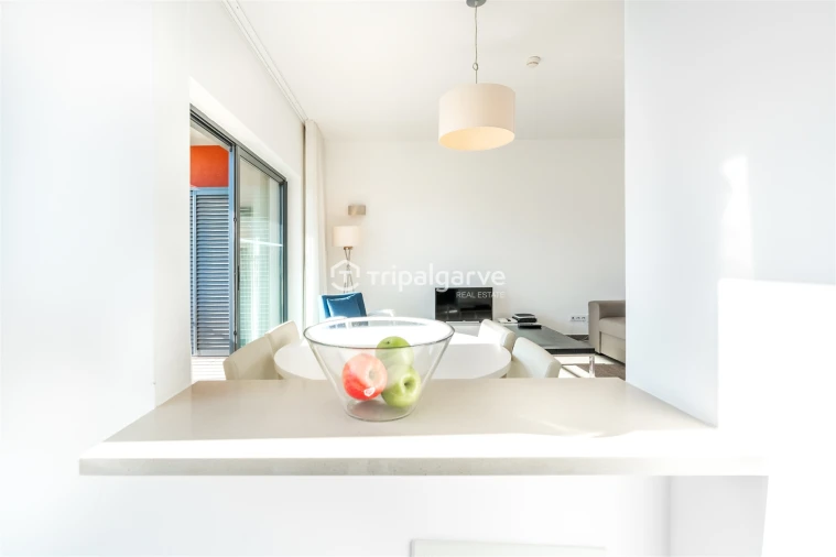 Apartamento T1 para Venda em Mexilhoeira Grande Foto 16