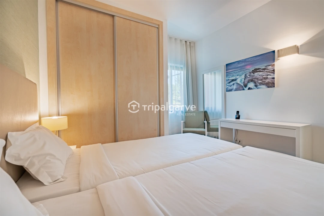 Apartamento T1 para Venda em Mexilhoeira Grande Foto 27