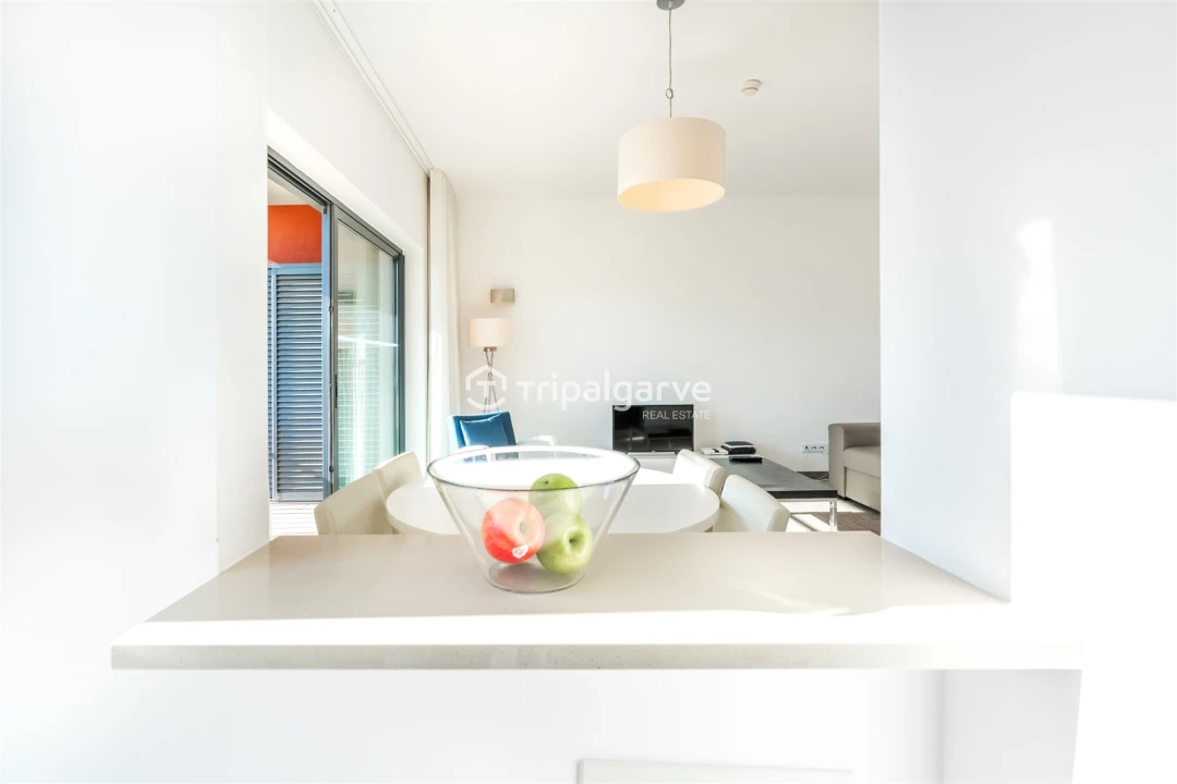 Apartamento T1 para Venda em Mexilhoeira Grande Foto 16