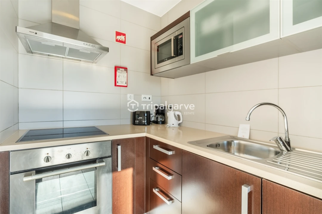 Apartamento T1 para Venda em Mexilhoeira Grande Foto 18