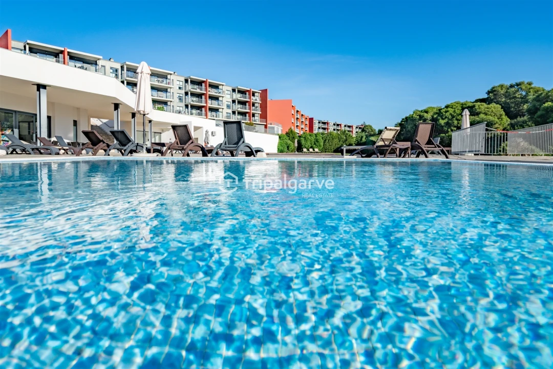 Apartamento T1 para Venda em Mexilhoeira Grande Foto 1