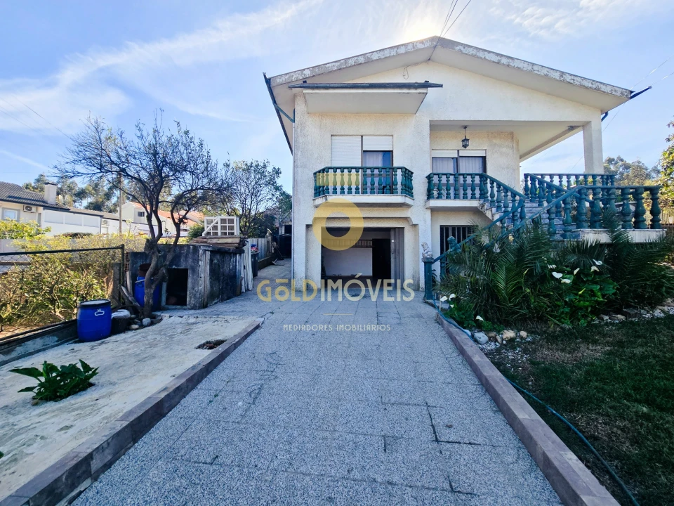 Moradia T3 para Venda em Lourosa Foto 1