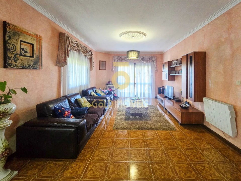 Moradia T3 para Venda em Lourosa Foto 5