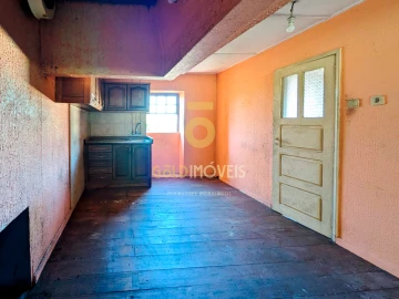 Moradia T2 para Venda em Raiva, Pedorido e Paraíso