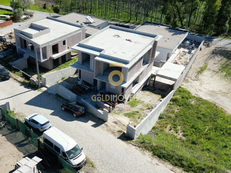 Moradia T2 para Venda em Galegos Foto 2