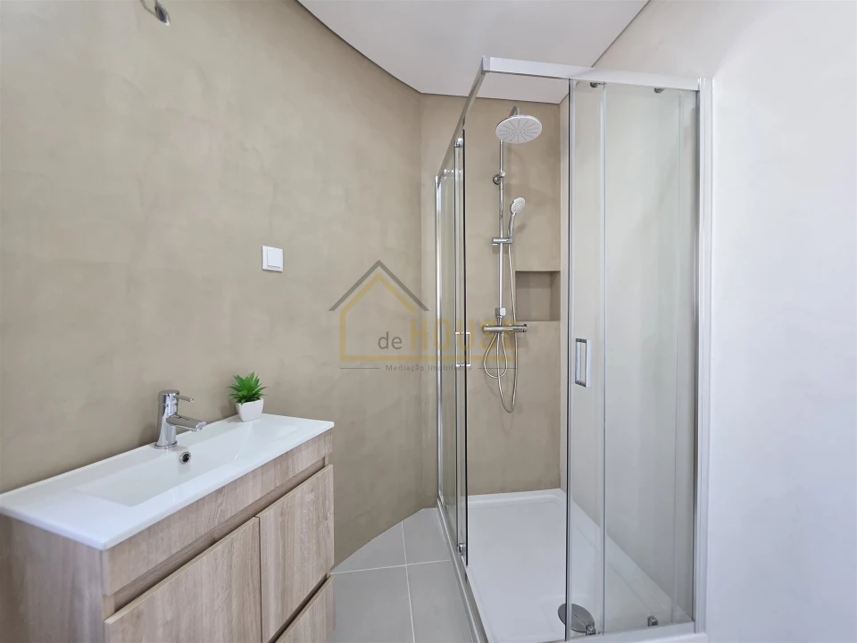 Moradia T2 para Venda em Vimeiro Foto 20