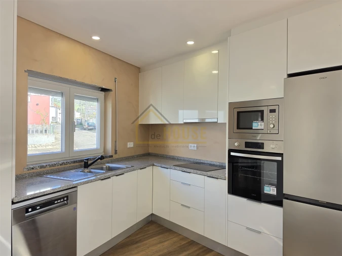 Moradia T2 para Venda em Vimeiro Foto 6