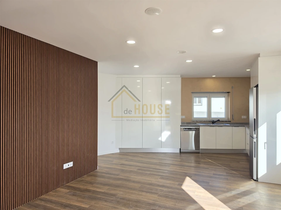 Moradia T2 para Venda em Vimeiro Foto 1