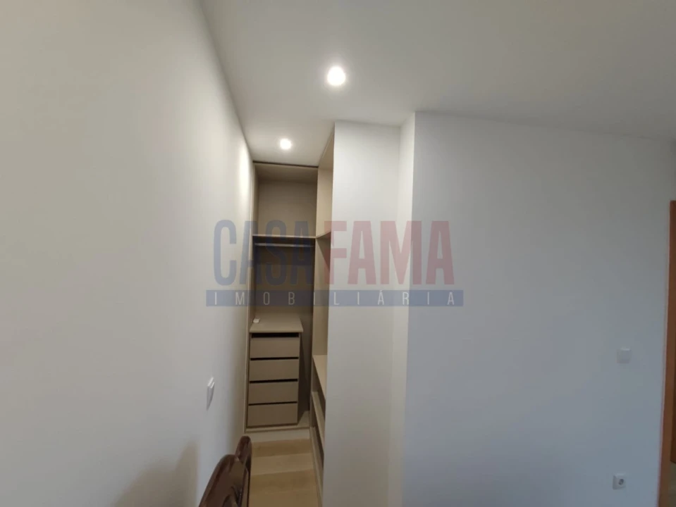 Apartamento T1 para Venda em Vila Nova de Famalicão e Calendário Foto 15