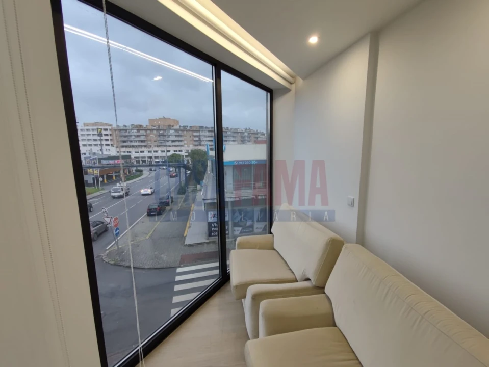 Apartamento T1 para Venda em Vila Nova de Famalicão e Calendário Foto 18