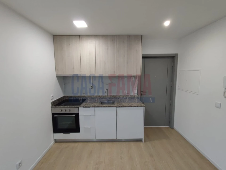 Apartamento T1 para Venda em Vila Nova de Famalicão e Calendário Foto 9