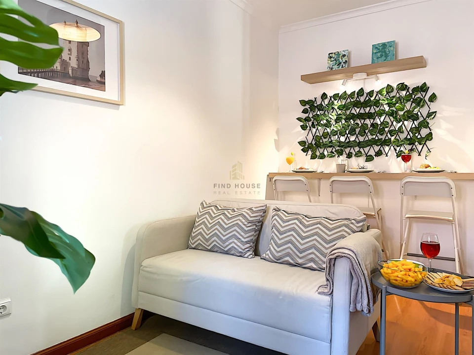 Apartamento T3 para Venda em Ajuda Foto 2