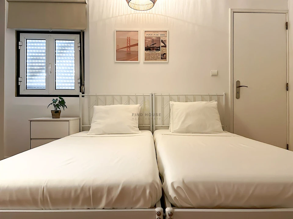Apartamento T3 para Venda em Ajuda Foto 15