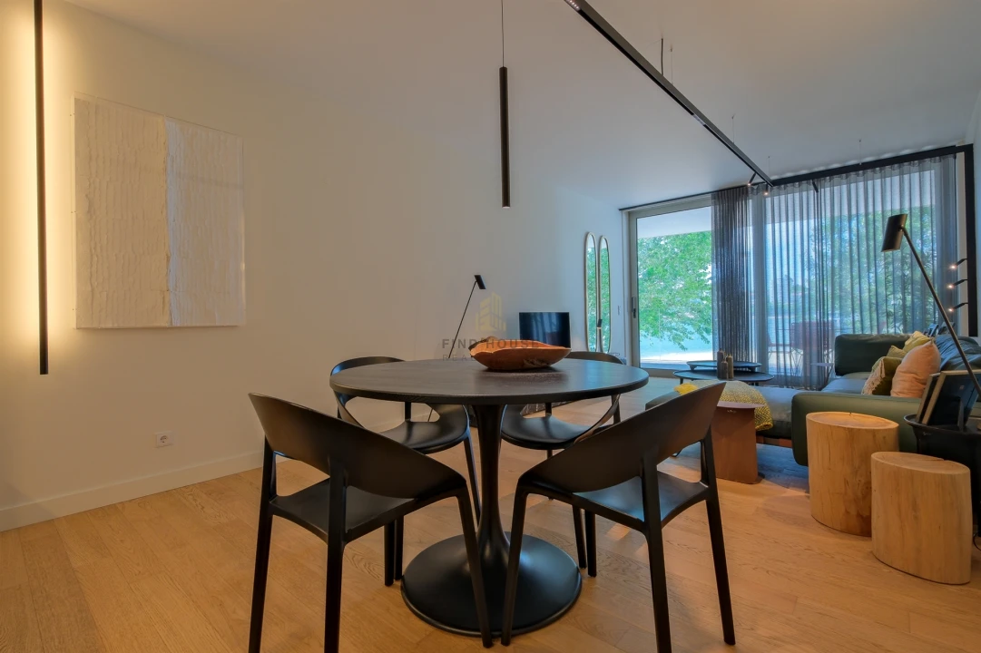 Apartamento T1 para Arrendamento em Canidelo Foto 11