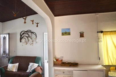 Moradia T4 para Venda em Olhão