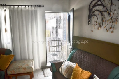 Moradia T4 para Venda em Olhão