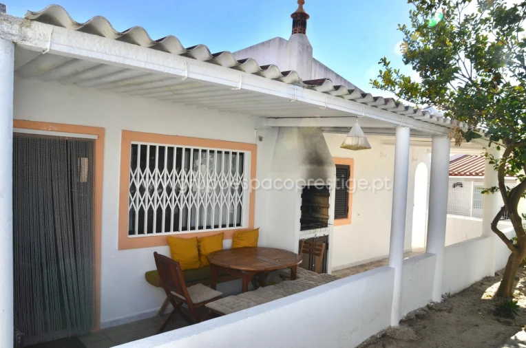 Moradia T4 para Venda em Olhão Foto 2