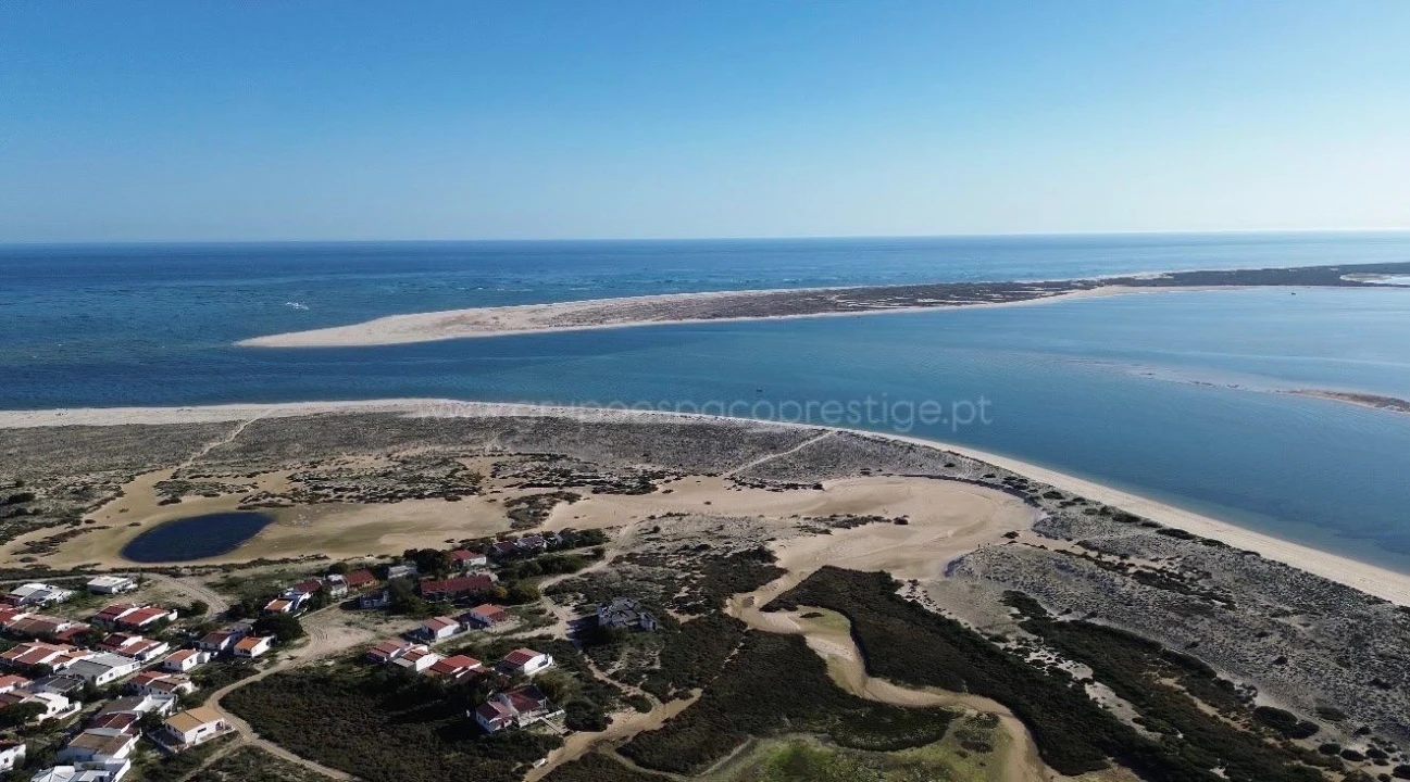 Moradia T4 para Venda em Olhão Foto 28